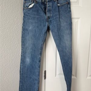 Levi's 501s Classic Blue Straight Jeans with Stonewash Finish